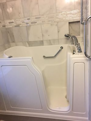 Accessible Bathtub in Booth by Dream Baths of Alabama, LLC