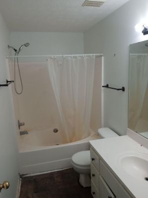 Bathroom Remodel in Montgomery, AL (Garrett & Darrell) (1)