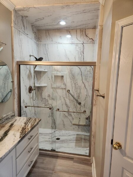 Full Bathroom Remodel in Millbrook, AL (7)