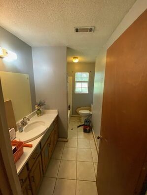 Before & After Bathroom Remodel in Deatsville, AL  The job was done by Garrett and Jacob (7)