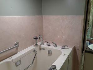 Walk-in Bathtub Installation in Montgomery, AL (2)
