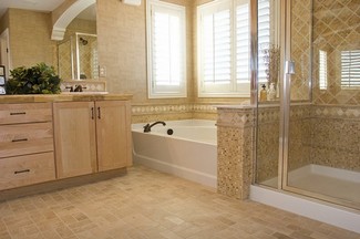 Small Bathroom Ideas with Beautiful Tile Work