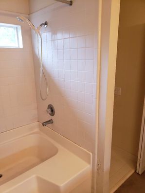 Bathroom Remodel in Montgomery, AL(before) (3)